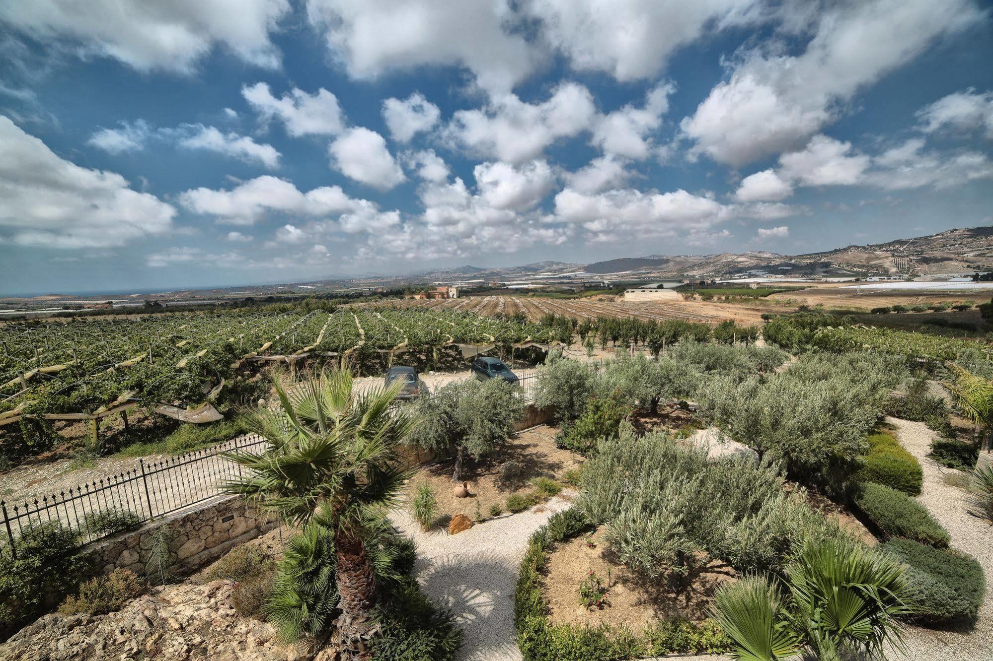 לינה וארוחת בוקר אגריג'נטו Il Mirto E La Rosa מראה חיצוני תמונה
